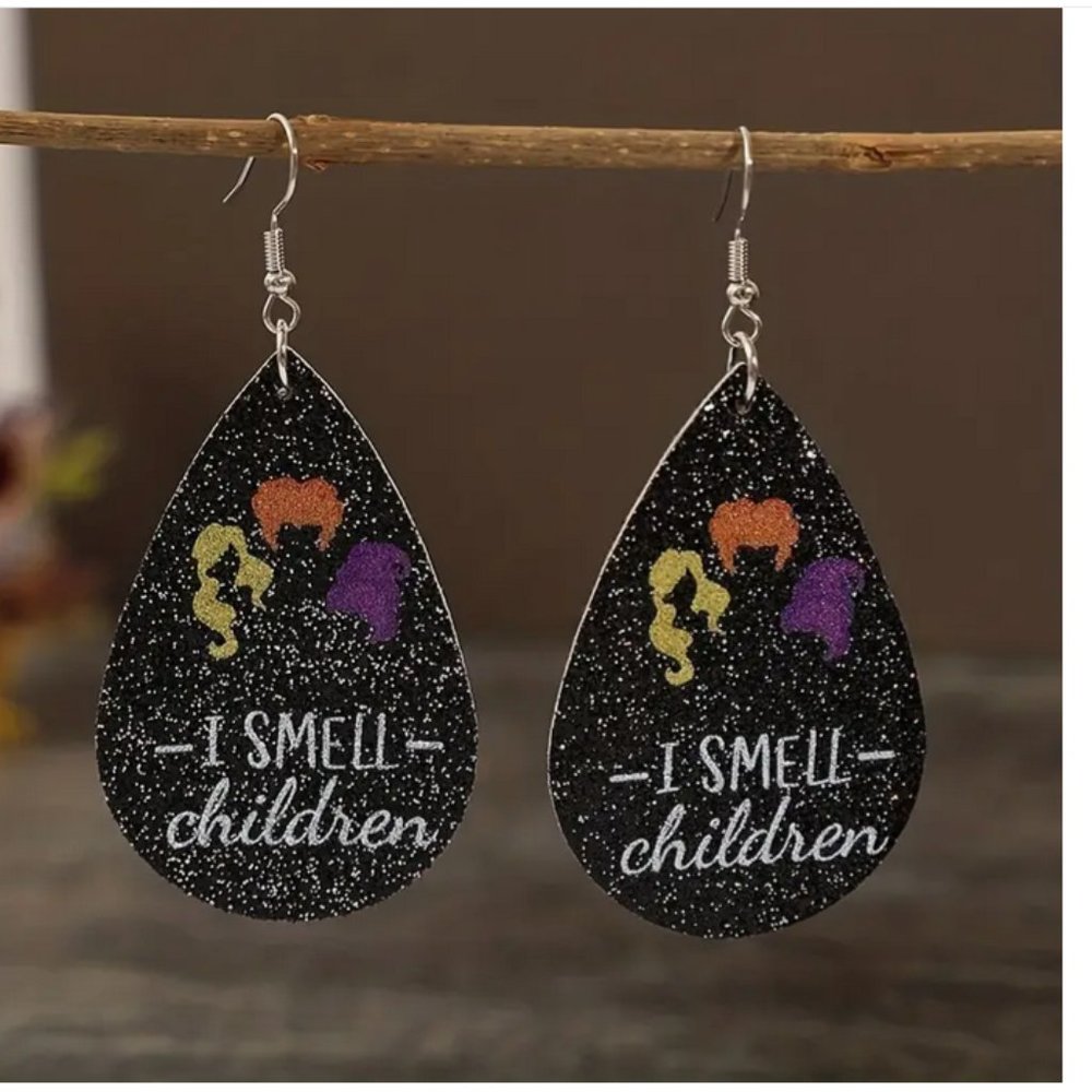 Hocus Pocus "I Smell Children" Halloween Earrings
